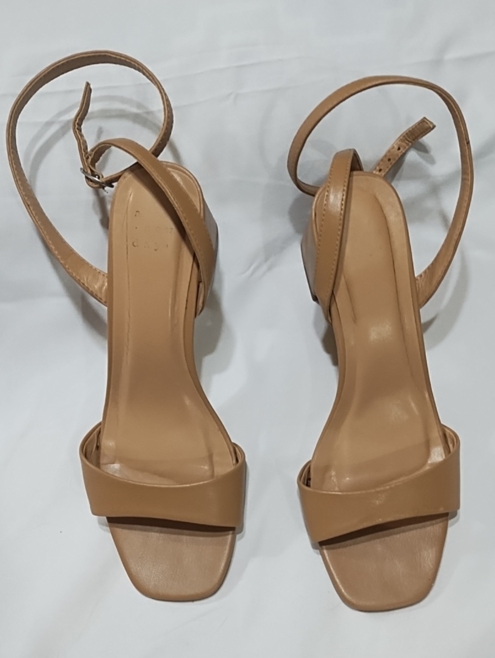 A New Day Women's Tan Ankle-Strap Sandals VGC Size 8.
